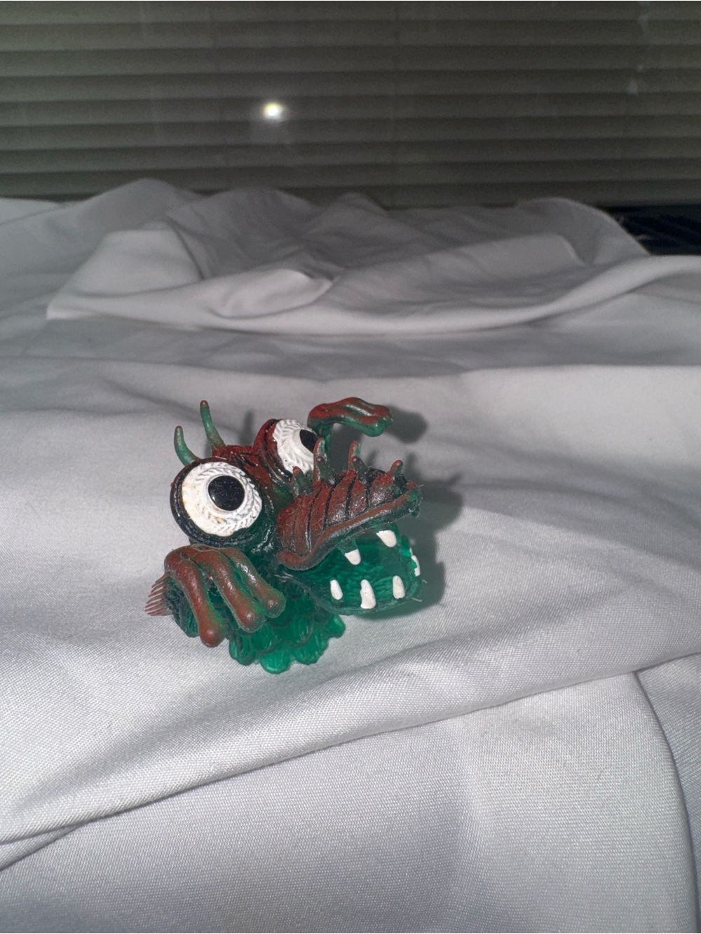 VTG HTF rubber monster finger puppet
